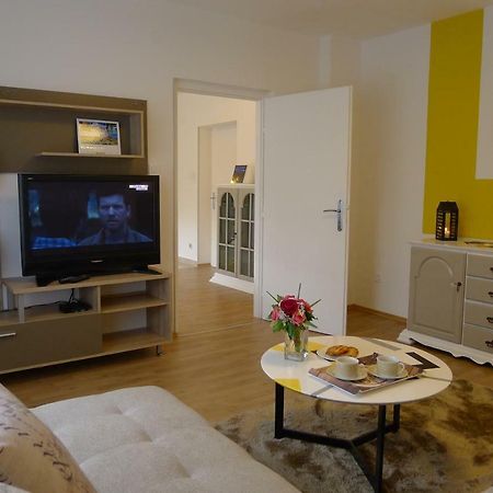 Zola Apartment Zagreb Bagian luar foto