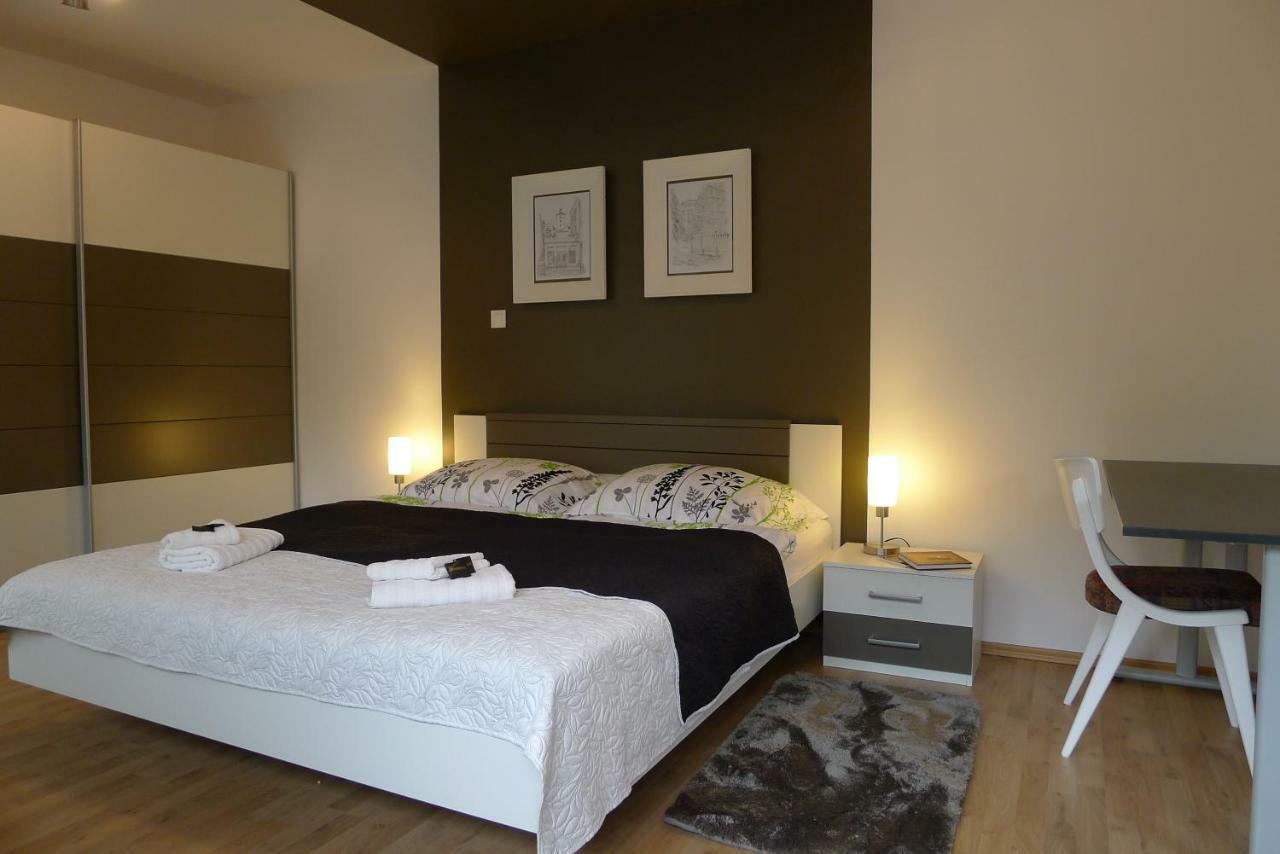 Zola Apartment Zagreb Bagian luar foto