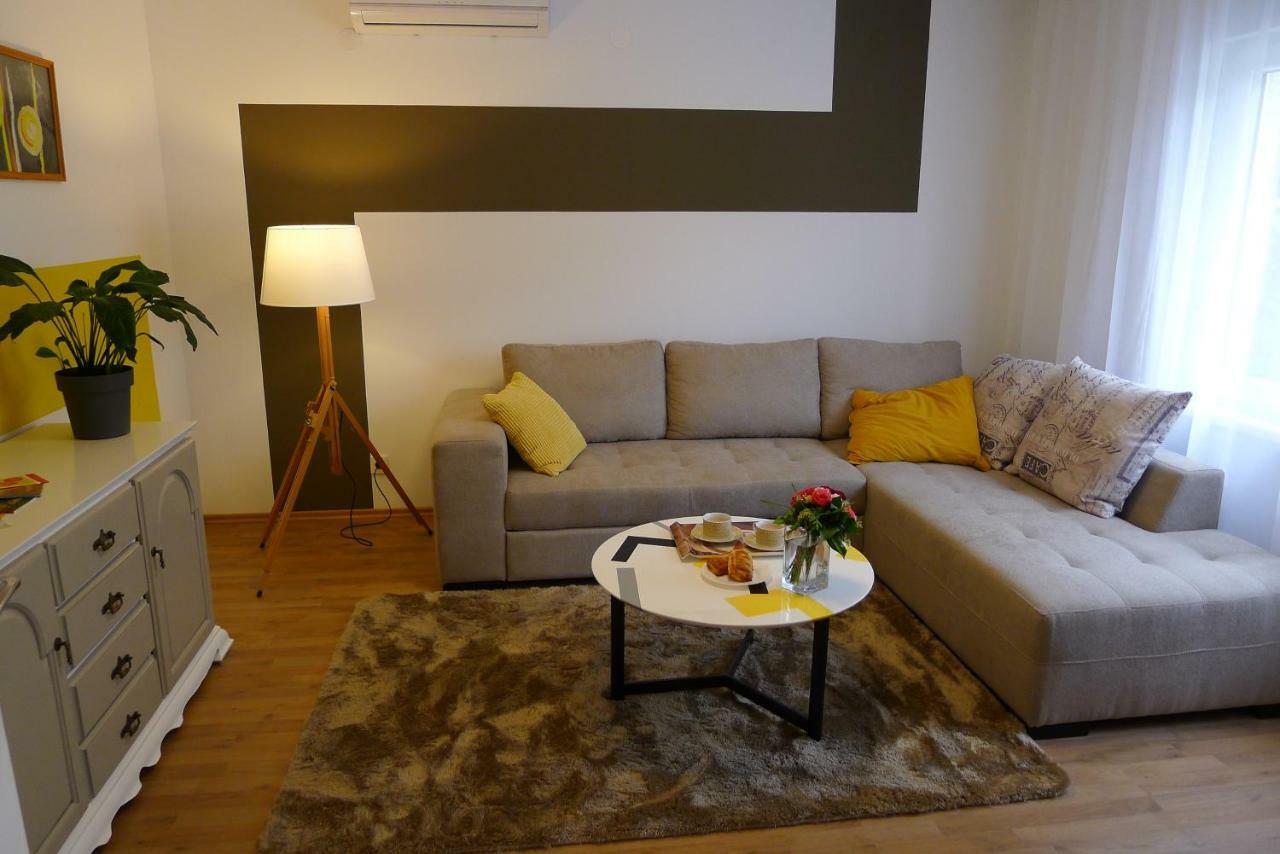Zola Apartment Zagreb Bagian luar foto